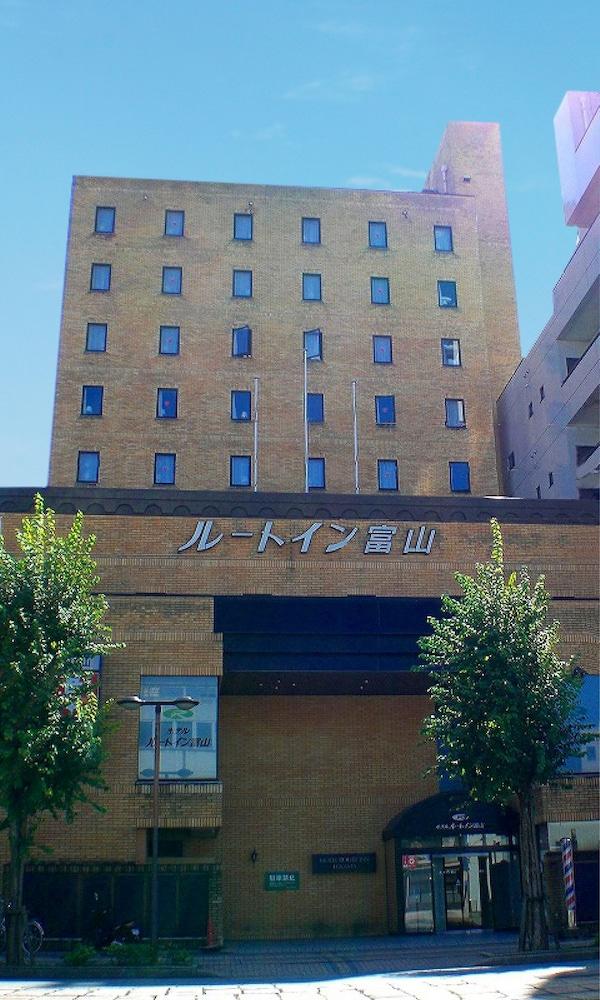 Hotel Route-Inn Toyama Ekimae Exterior foto